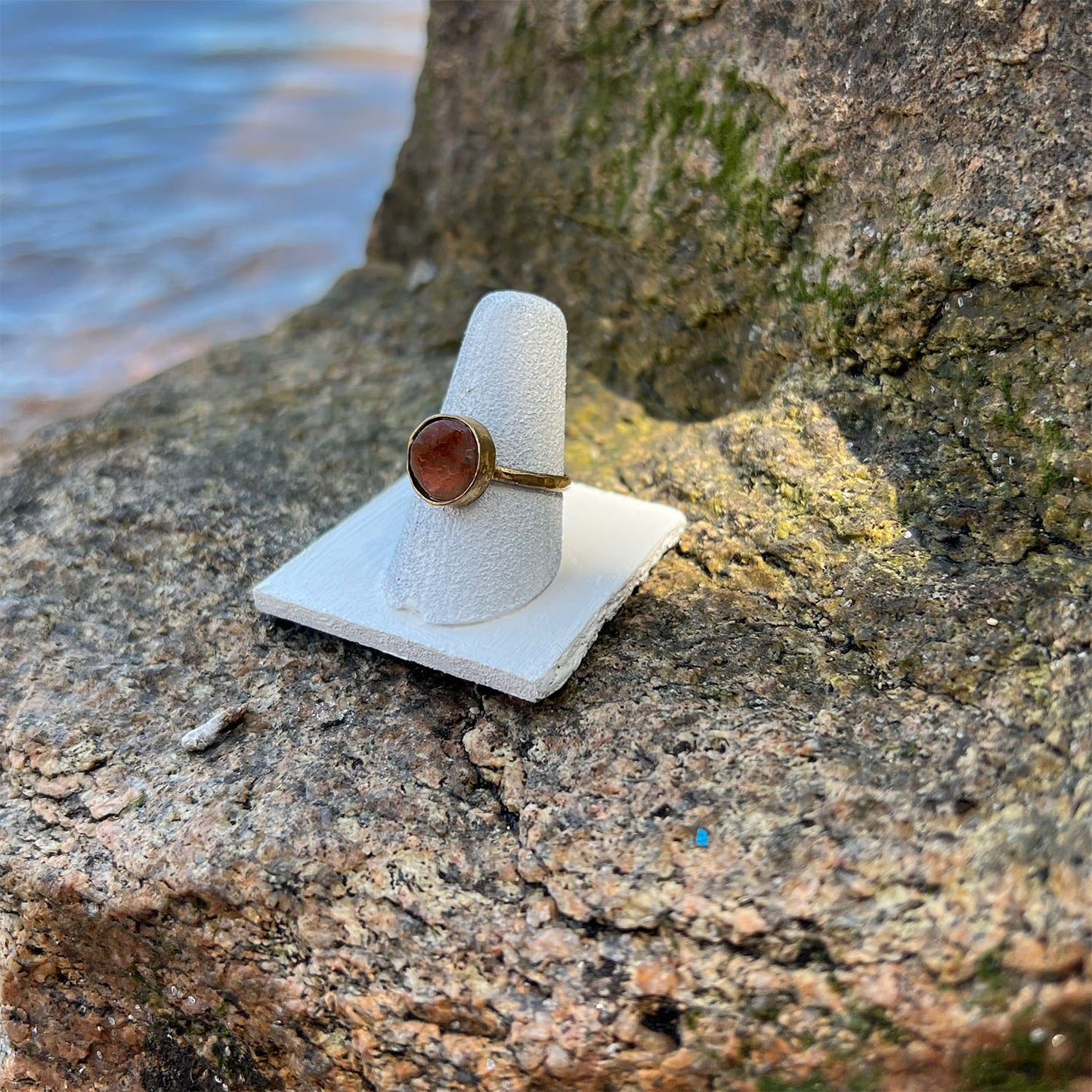 Sea Stone Ring (Round)