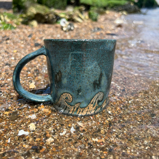 Stoneware Wave Mug (1)